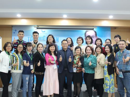 Trainer Cường Phạm và các học viên Khóa học Tới Phiên Bạn Lãnh Đạo ngày 16-17/03/2023